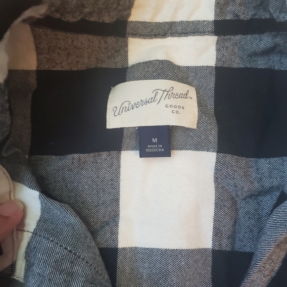 Plaid flannel boyfriend button up - Picture 2 of 3